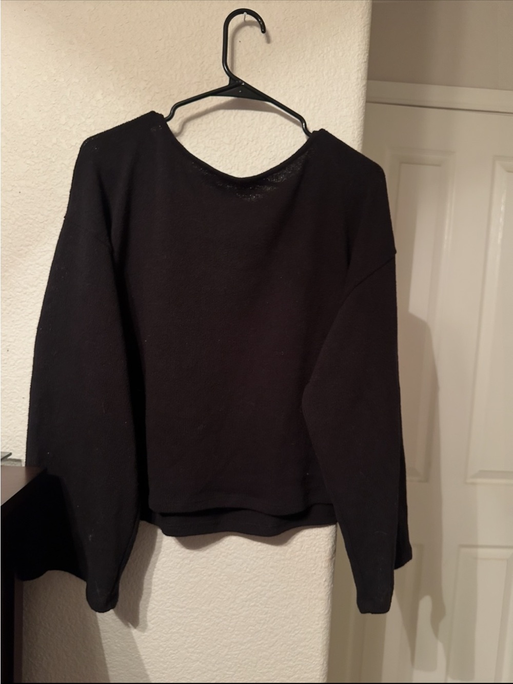 Daydreamers Classic Black Women's cropped Crewneck Sweater with flowy sleeves